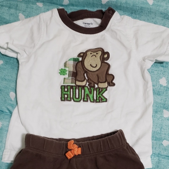 Monkey hunk outfit - Picture 3 of 4